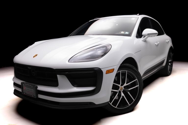 2023 Porsche Macan T