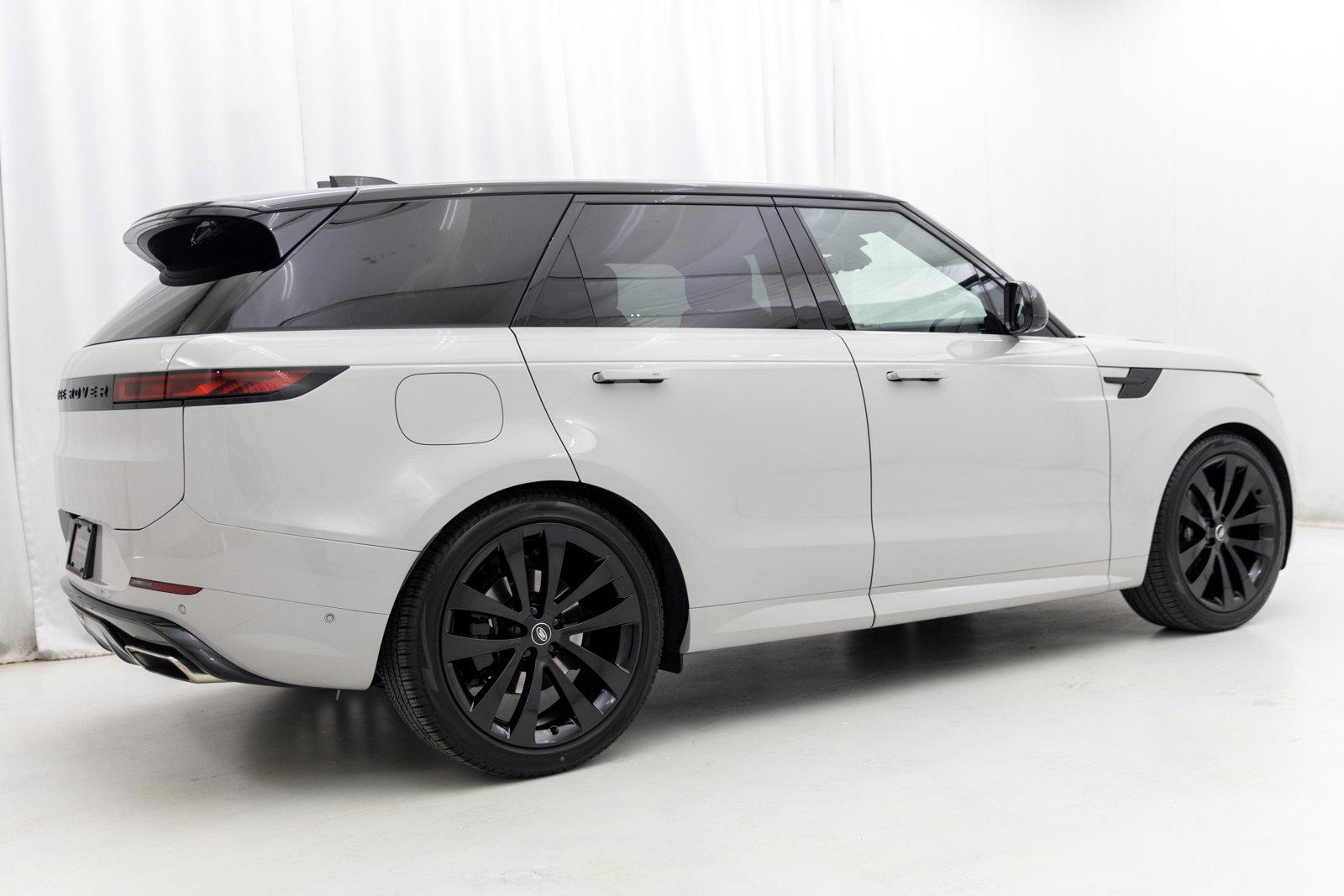 Range Rover Sport 2024 White With Black Rims