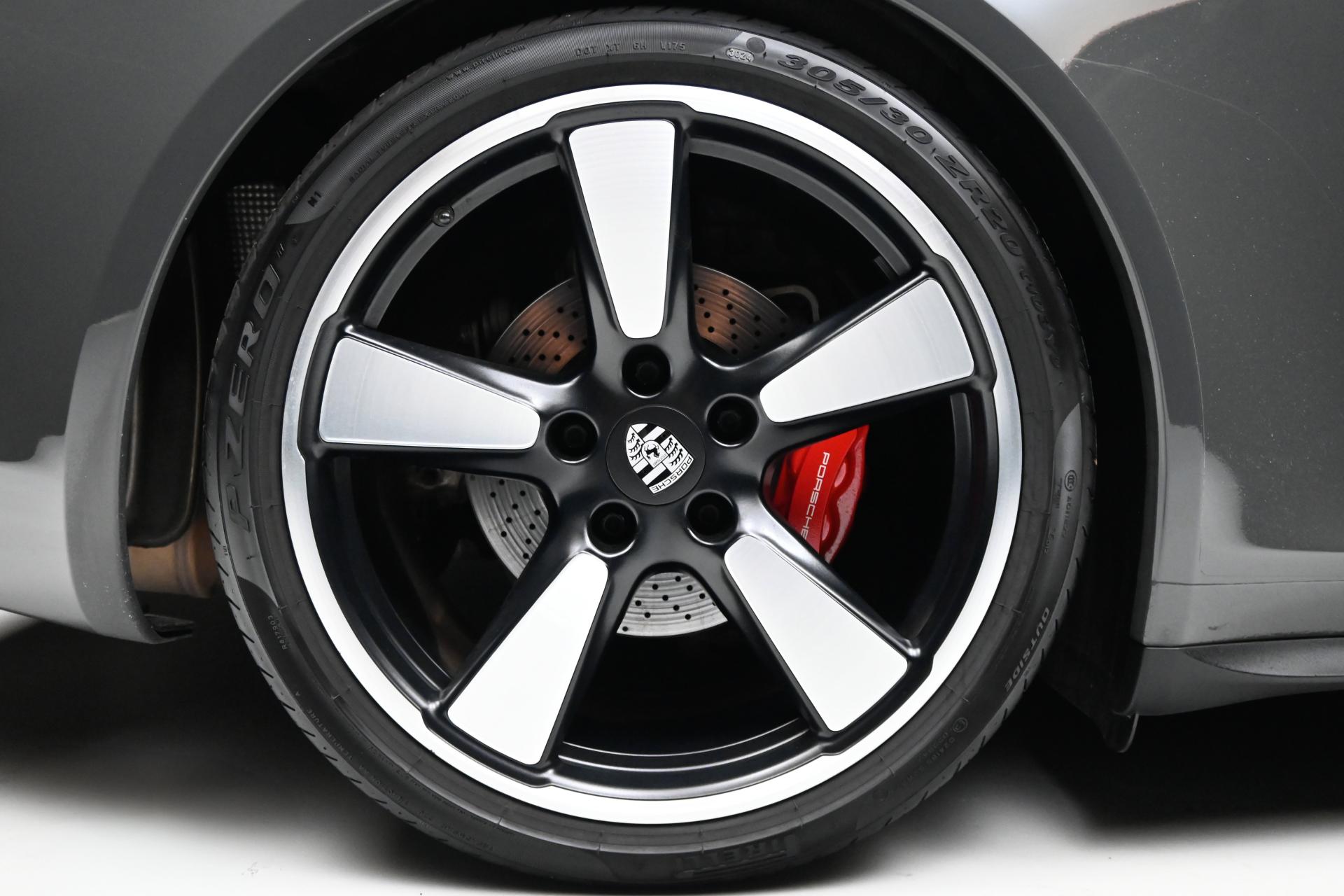2014 Porsche 911 Anniversary Edition photo 46