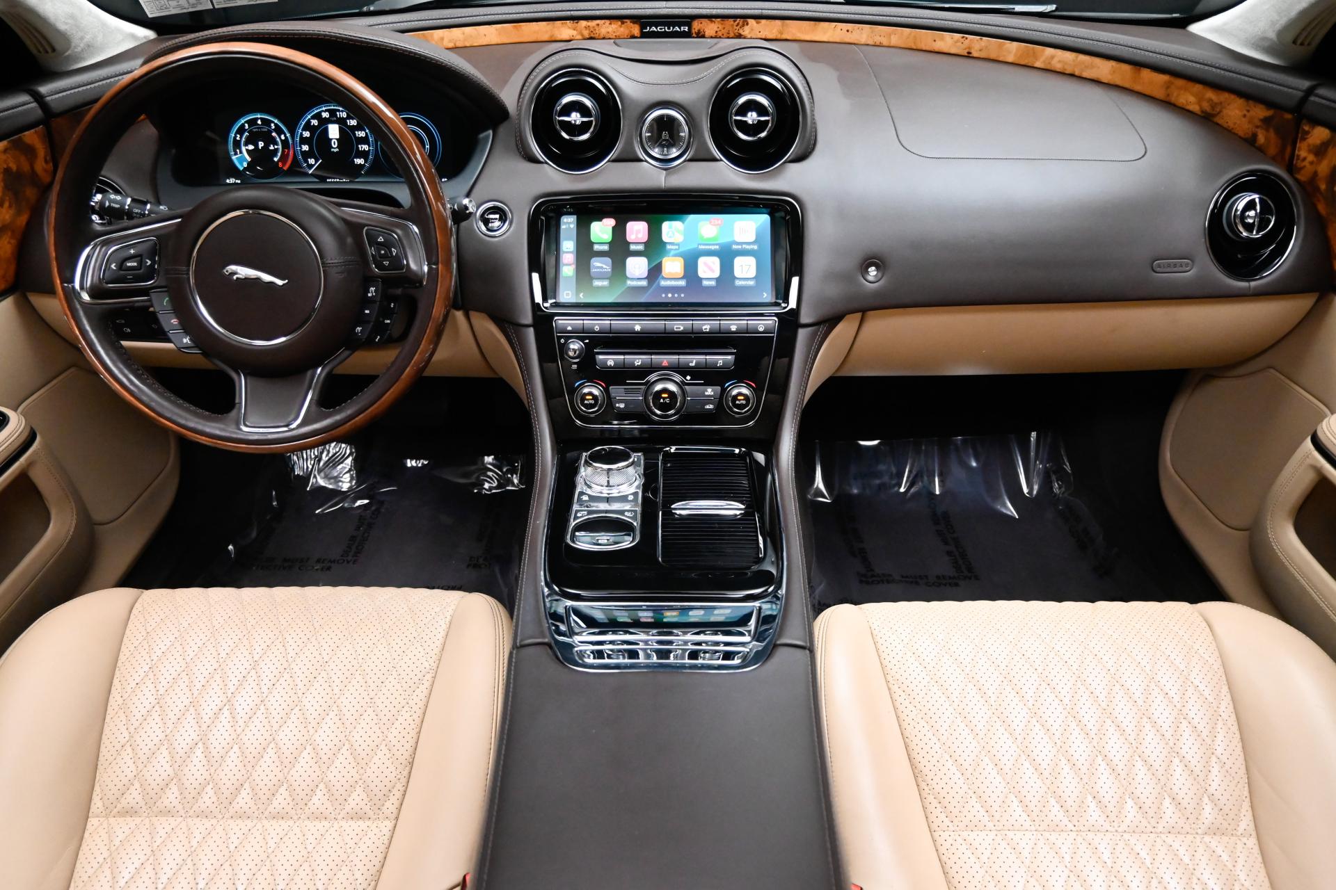 2019 Jaguar XJ XJL Portfolio photo 2