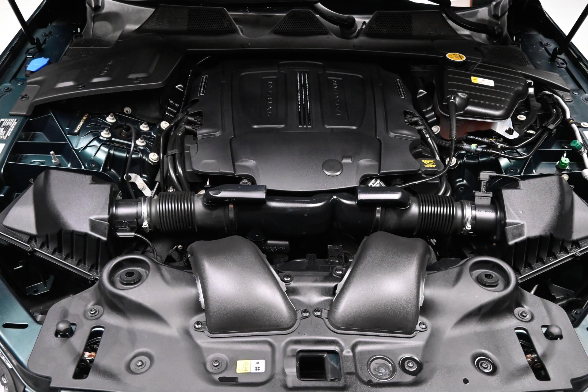 2019 Jaguar XJ XJL Portfolio photo 5