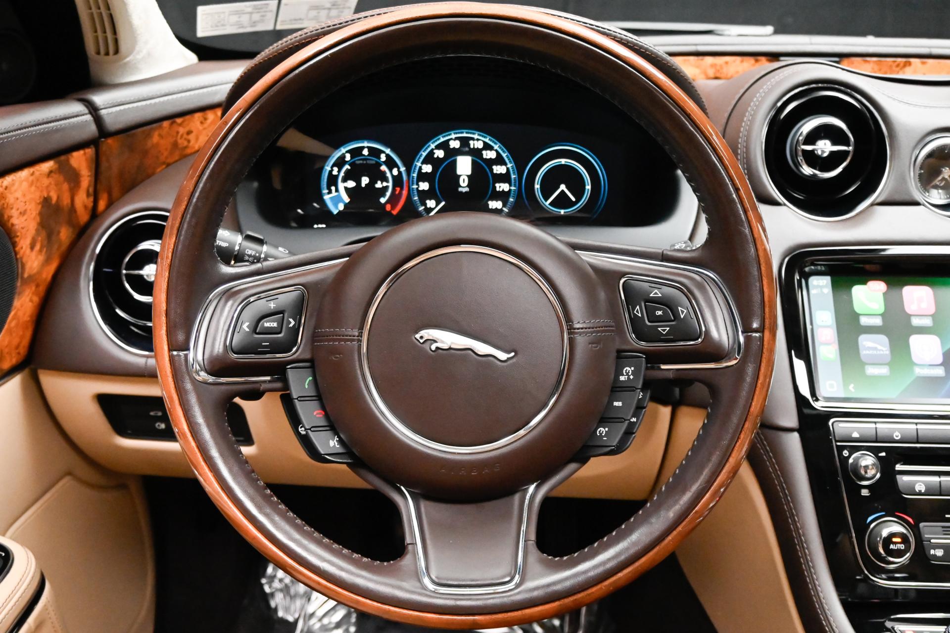 2019 Jaguar XJ XJL Portfolio photo 6