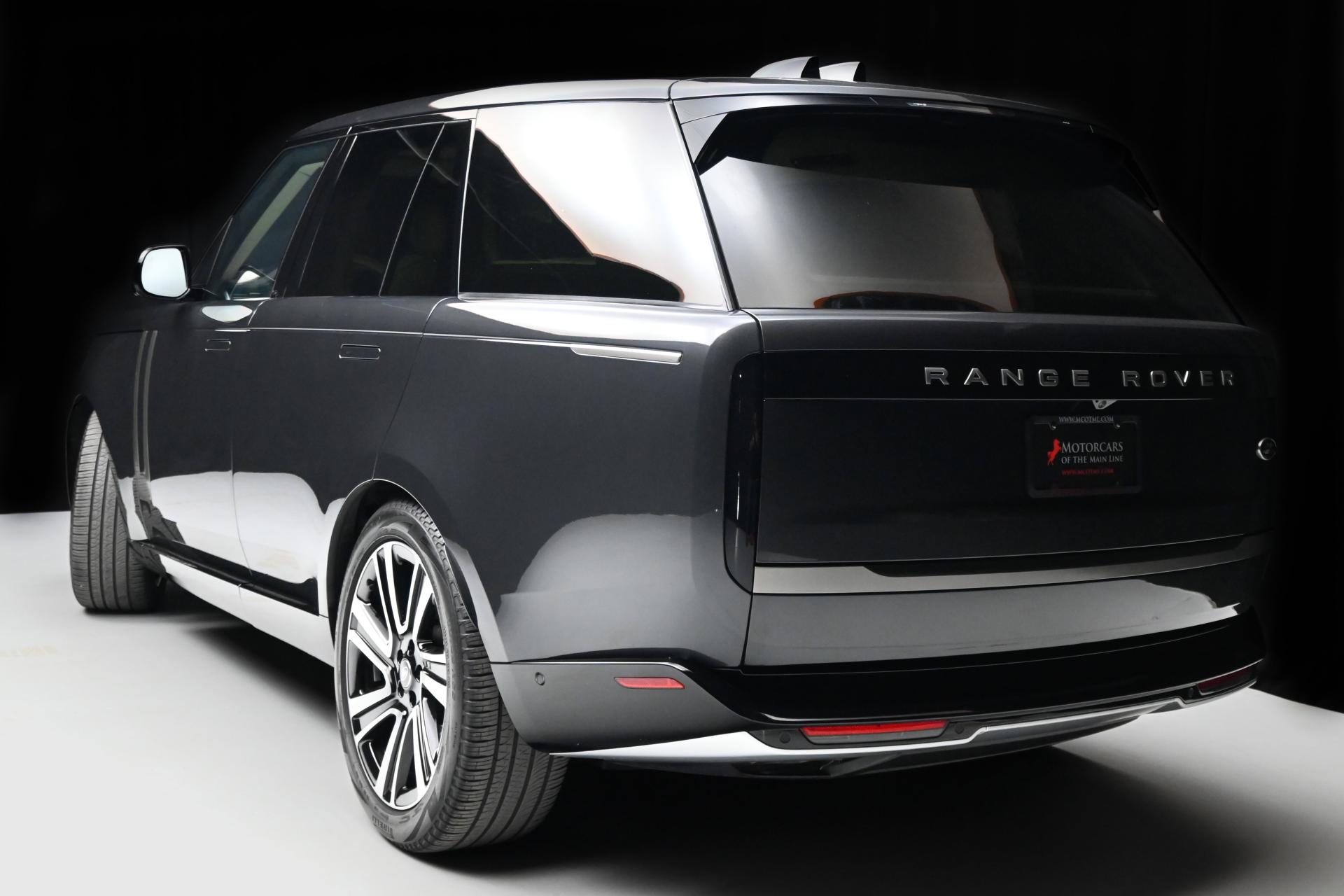 2023 Land Rover Range Rover SE photo 21