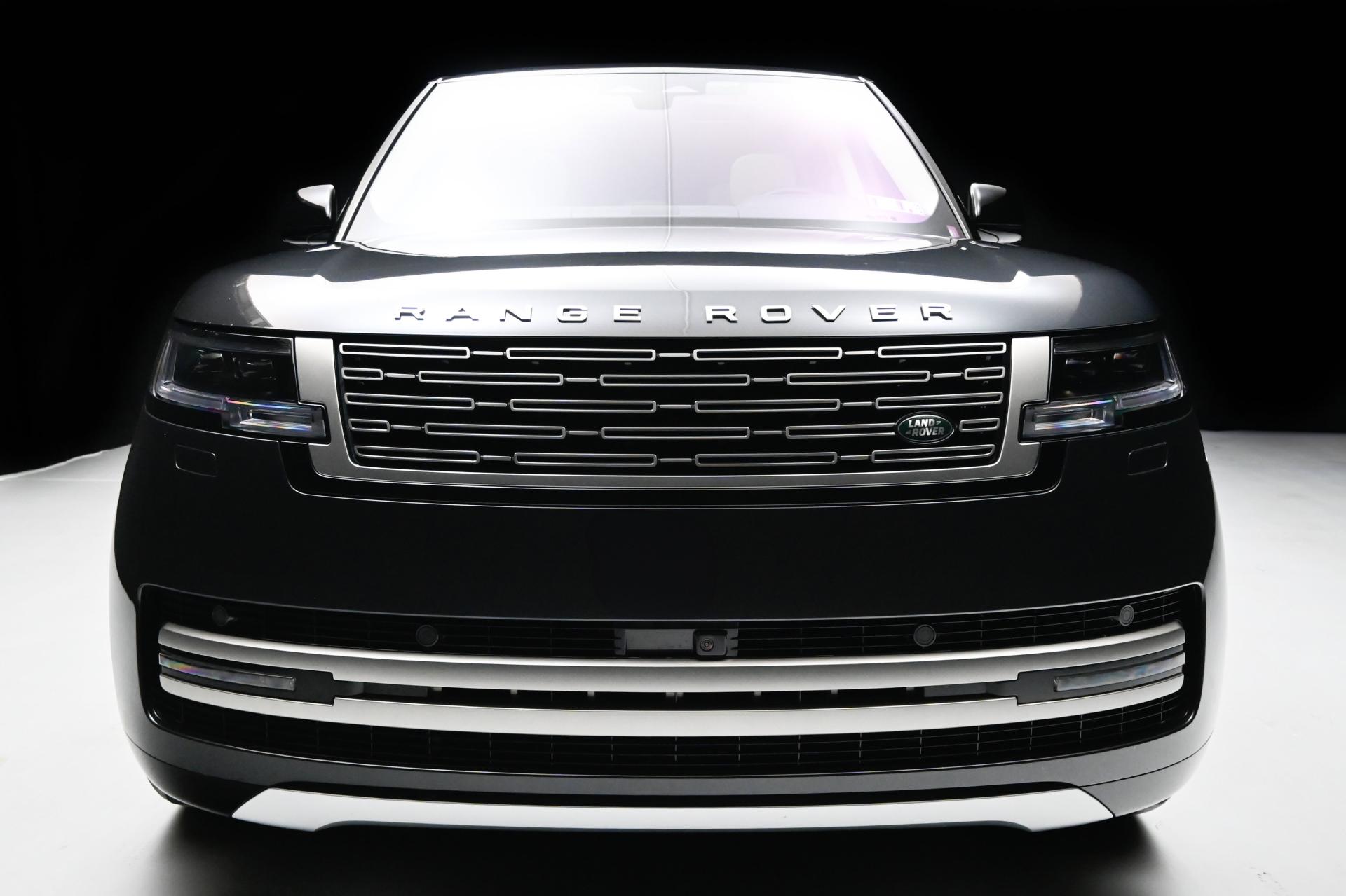 2023 Land Rover Range Rover SE photo 27