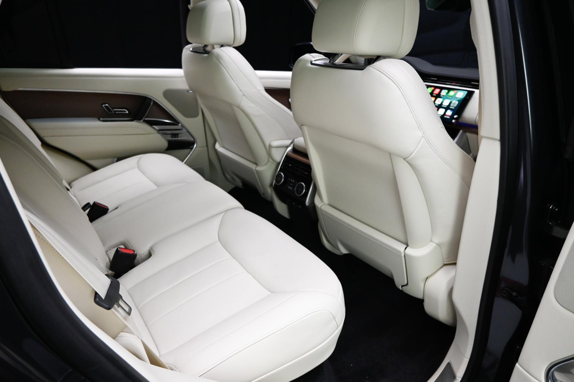 2023 Land Rover Range Rover SE photo 54