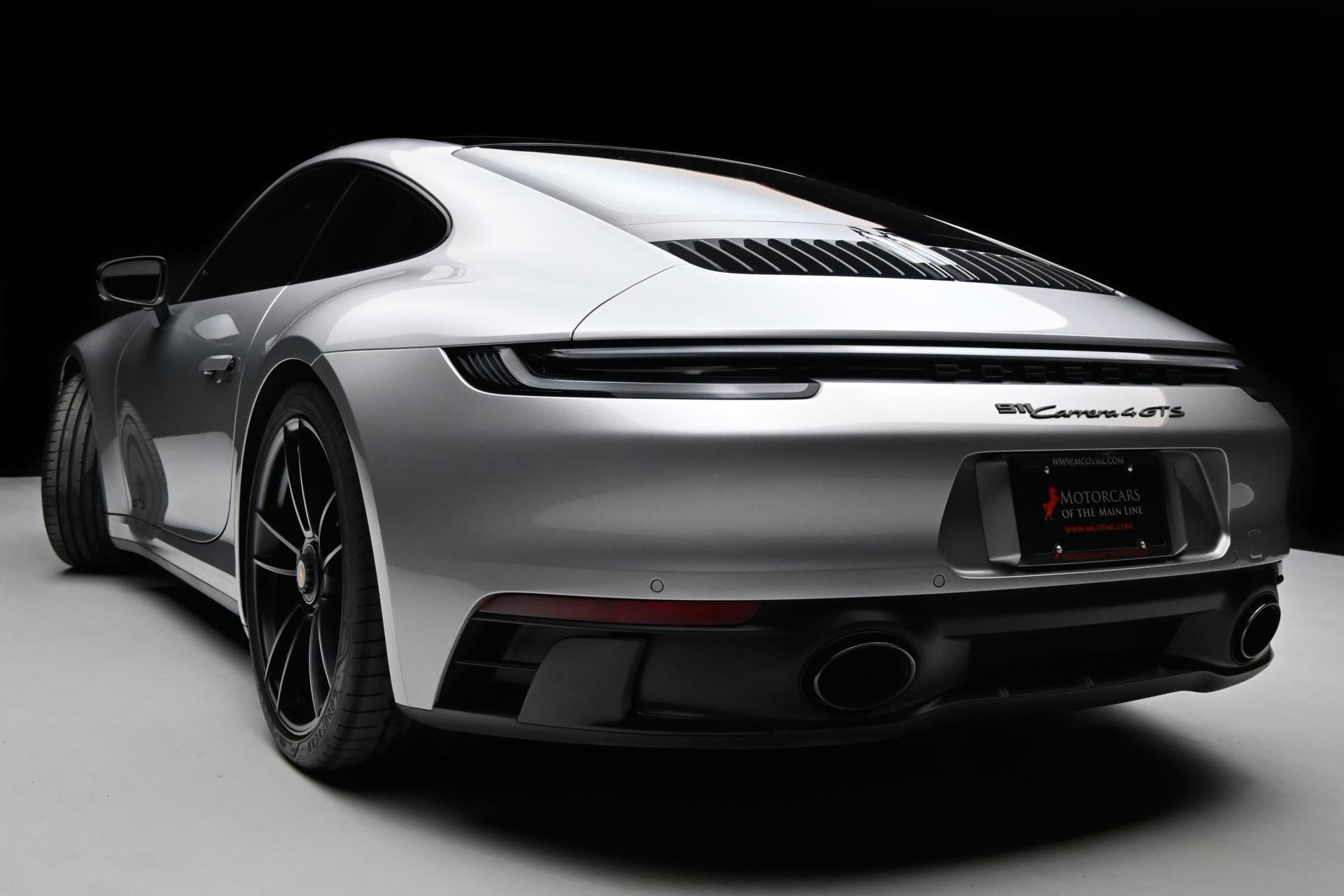 2022 Porsche 911 4 GTS photo 21
