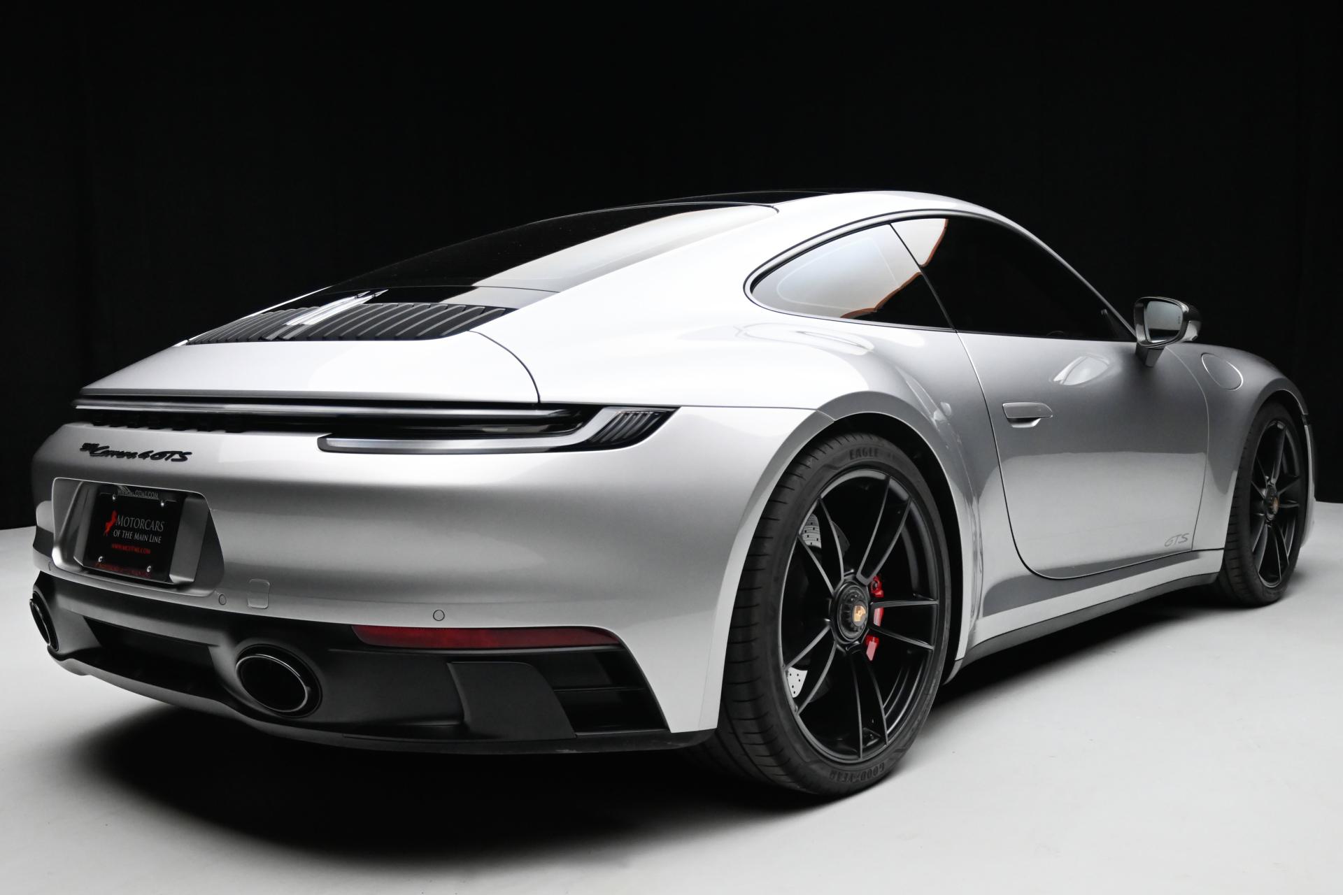 2022 Porsche 911 4 GTS photo 23