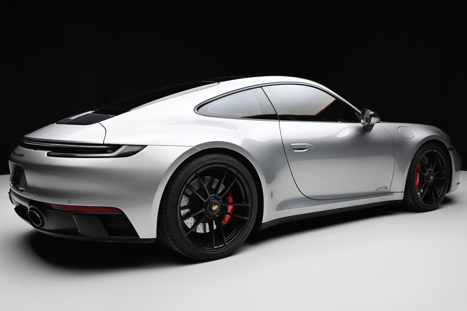 2022 Porsche 911 4 GTS photo 24