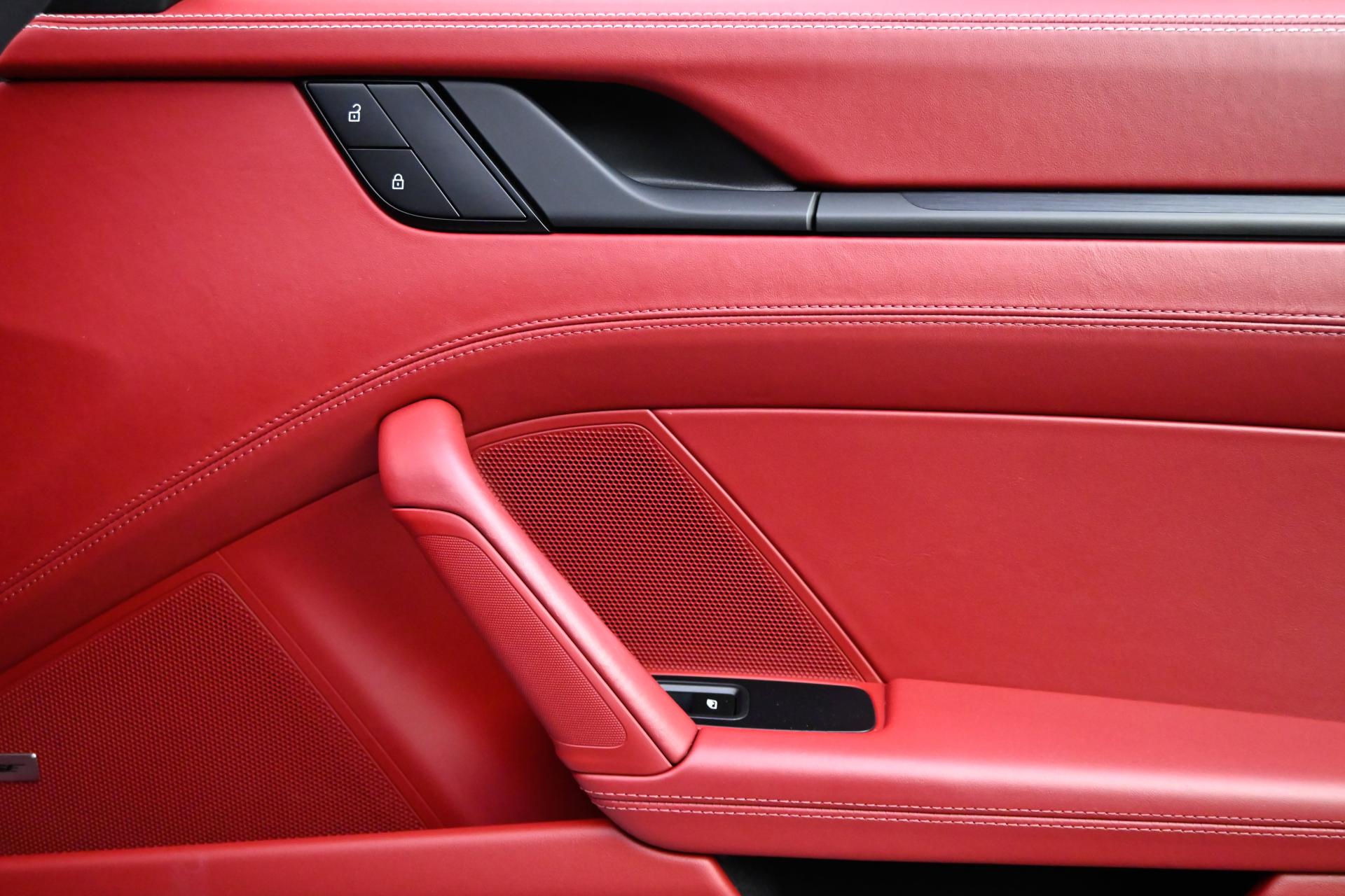 2022 Porsche 911 4 GTS photo 46