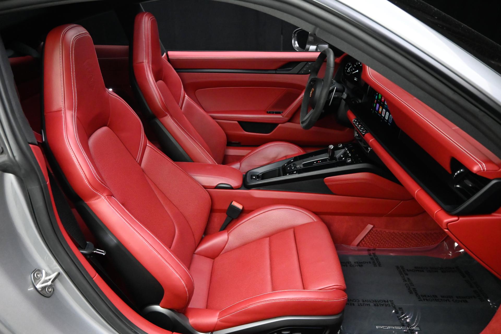 2022 Porsche 911 4 GTS photo 48