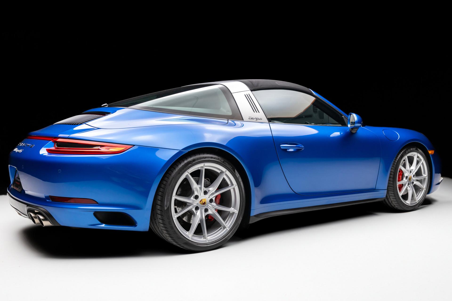 2017 Porsche 911 4S photo 4