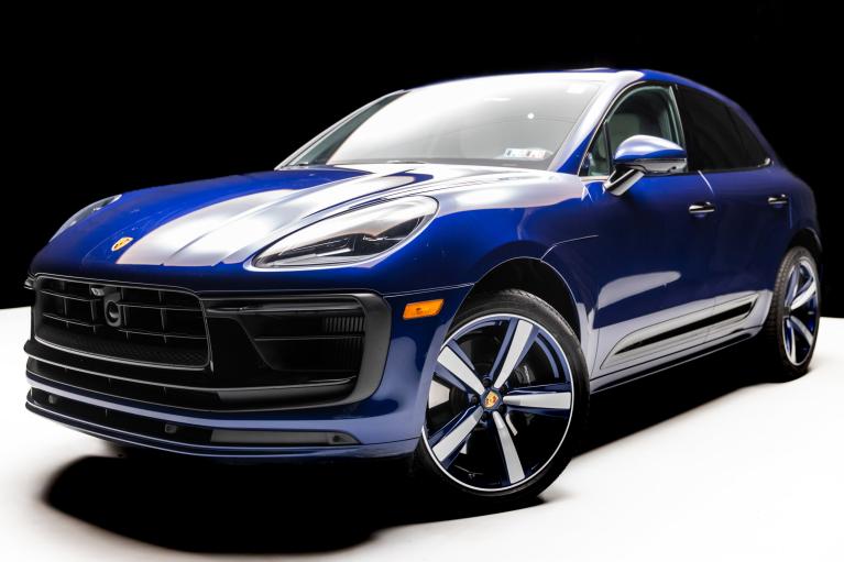 2022 Porsche Macan GTS's photo
