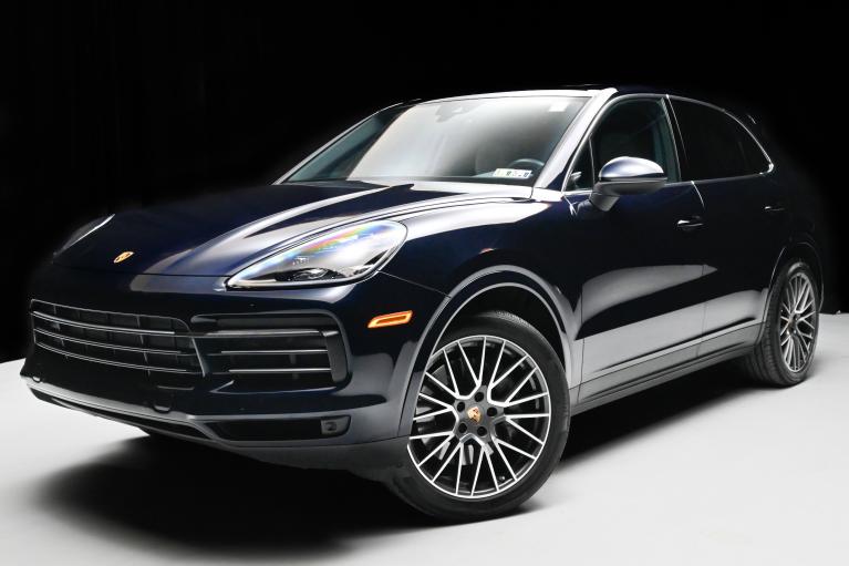 2022 Porsche Cayenne S's photo